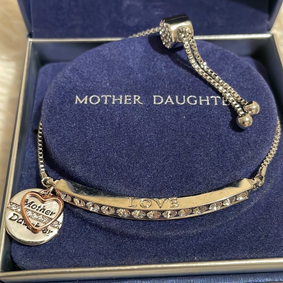 Brilliance mother-daughter bracelets - Picture 2 of 3